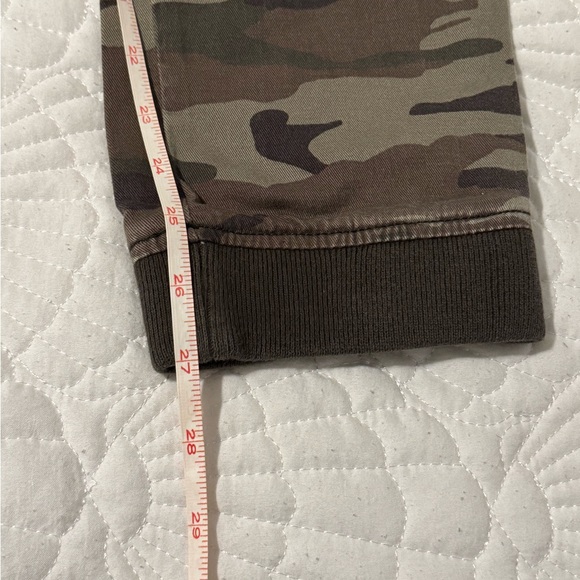 NWOT Abercrombie Kids Cargo Jogger Size 15/16 - Picture 12 of 13